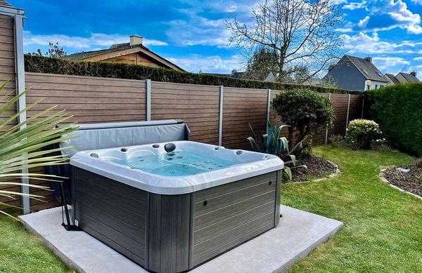 Maples Spas Hot Tub in a Backyard