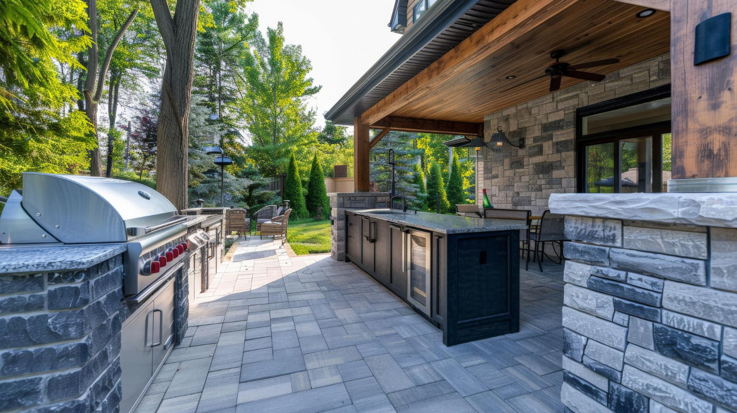 Outdoor Kitchen